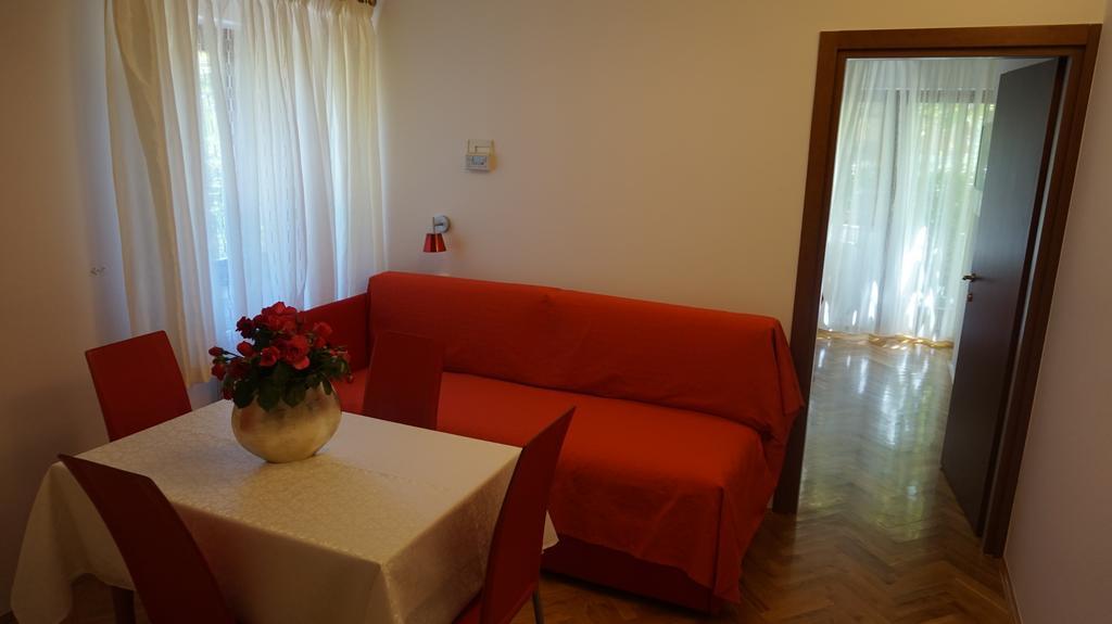 Villa Dolores Rovinj Bagian luar foto